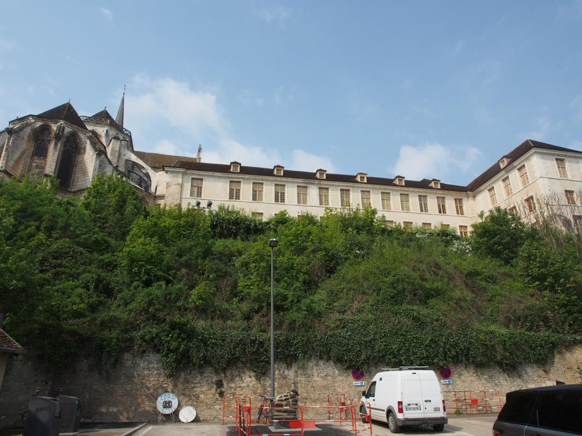 Le Mont Brenn Apartment Auxerre Exterior photo